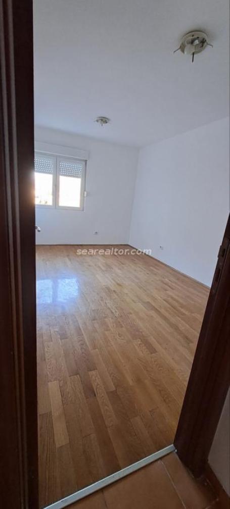 One bedroom apartment 45 m2 - Stari Aerodrom, Podgorica
