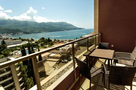 Two-Bedroom Apartment 78m2 for Sale, Sea View, Budva