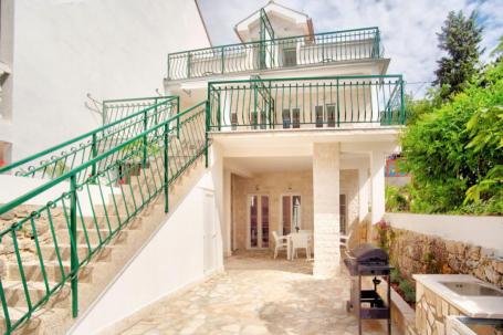 Duplex Apartments, Herceg Novi, 20m from the Sea