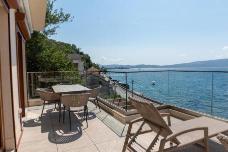 Luxury Two-bedroom Apartment with Panoramic Sea View in Opatovo, Tivat