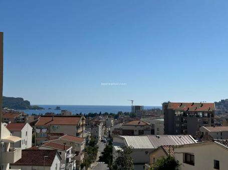 Two-room apartment with sea view and parking, Budva, Lazi