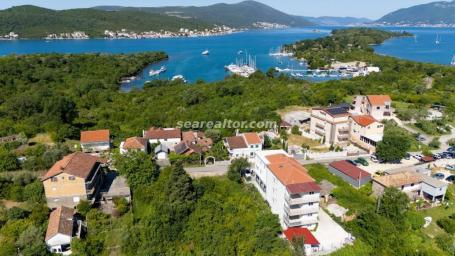 Hospitality Building with 9 Apartments for Sale - Đuraševići, Tivat, 250 m from the Sea