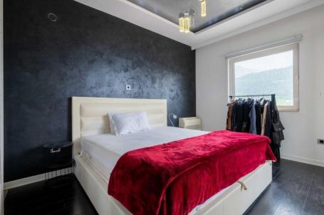 Luxurious apartment for sale, Budva, 104 m2