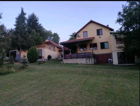 Porodična kuća 180m  Pr+1+Pk Fruška gora Popovica USELJIVO 1