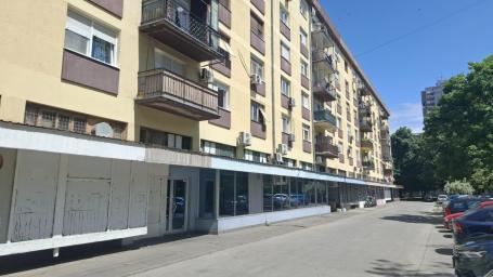 Poslovni prostor 170m blizu Ž. Stanice