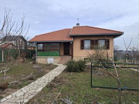 Kuća 71m Banstol