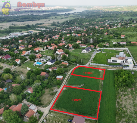 Gradjevinski plac 1100m Fruška gora Rakovac- Salaksije na vrhu TOP POGLED