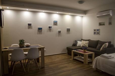Namešten apartma sa uračunatim režijskim troškovima i parking mestom Centar