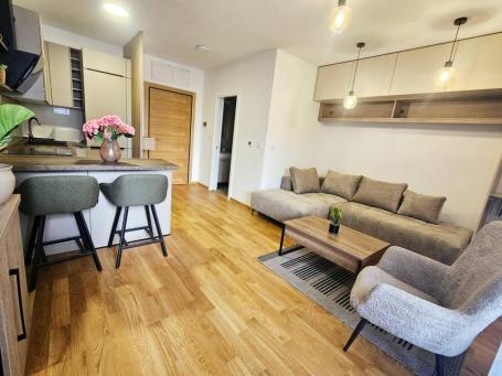Nova moderno opremljena Garsonjera 28m Telep