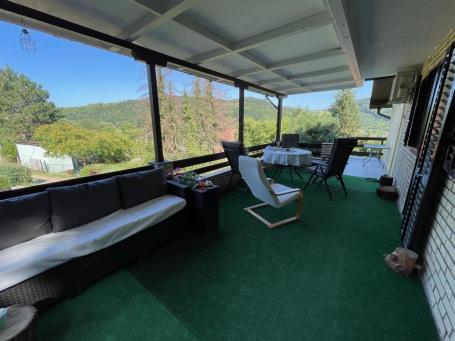 Porodična spratna kuća 172m Rakovac plac 930m