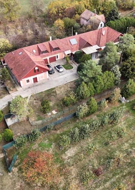 LUX kuća 481m Bečej, plac 8034m pored Tise TOP ponuda