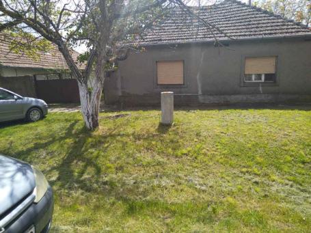 Kuća u Vojvodini 120m Taraš (Zrenjanin) plac 1600m useljiva
