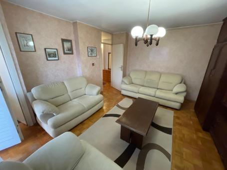 Dvosoban stan 51m Novo Naselje Bate Brkića
