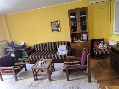 Jednoiposoban namešten stan Grbavica