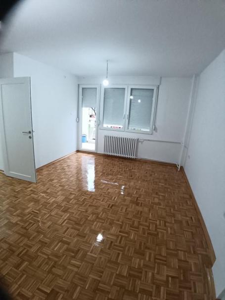 Dvoiposoban 64m Novi Sad Liman IV renoviran, useljiv uknjizen TOP PONUDA