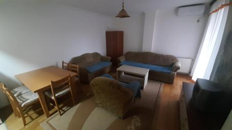 Dvosoban namešten stan Nova detelinara