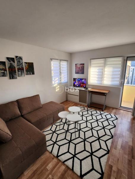 Jednoiposoban stan, 37m2, Centar