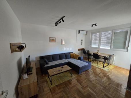 Jednoiposoban stan, 42m2 Crveni pevac