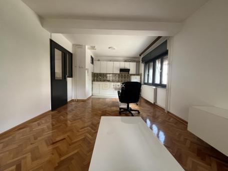 Jednoiposoban stan, 48m2 Durlan