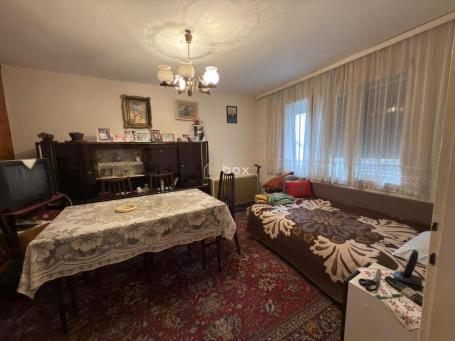 Trosoban stan, 79m2, Palilula