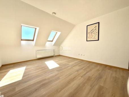 Poslovni prostor, 96m2, Centar