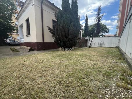 Poslovni prostor, 100m2, Centar (Kej)