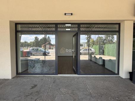 Poslovni prostor, 75m2, Crveni Krst