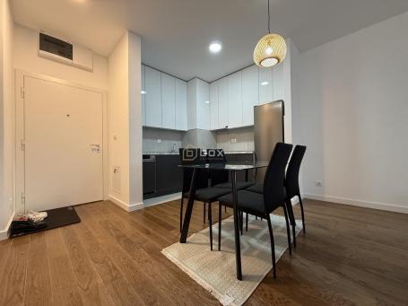 Garsonjera, 38m2, Planet Residance