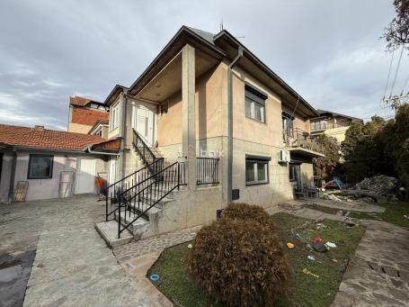 Kuća P+1, 204M2, Ratko Jović