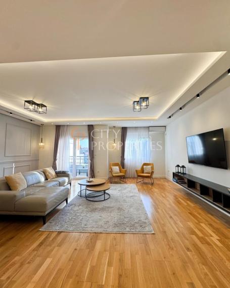 Dvosoban stan 104m2, Izdavanje, Podgorica