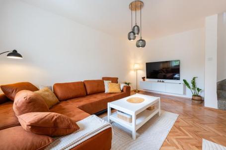 Trosoban stan 100m2, Izdavanje, Podgorica