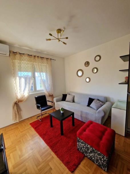 Jednosoban stan 43m2, Izdavanje, Podgorica