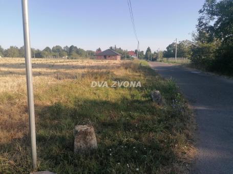 NA PRODAJU – GRAĐEVINSKI PLACEVI, ČORTANOVCI! STRUJA, VODA, GAS!