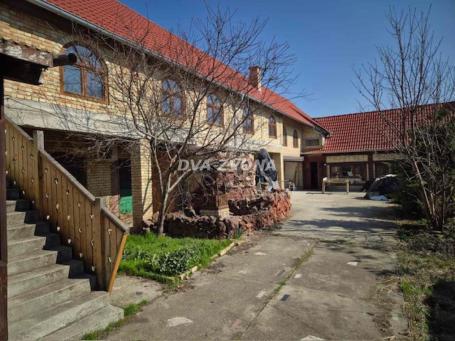 Jedinstvena nekretnina sa restoranom i smeštajnim kapacitetima – odlična investicija