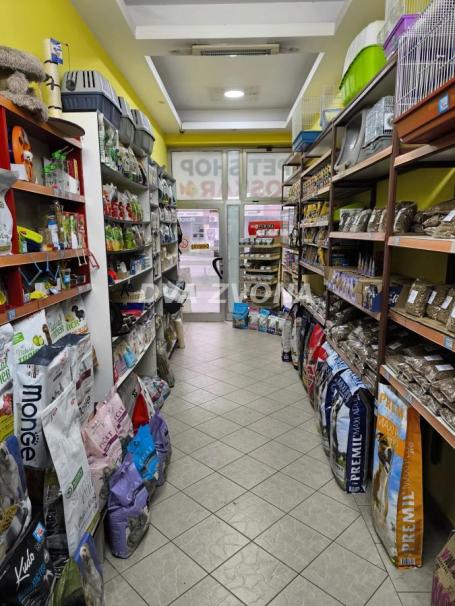 Izdaje se lokal – Hadži Ruvimova, Novi Sad