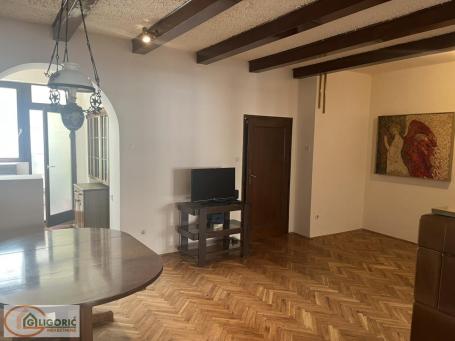 Odličan salonac kod Ekonomskog fakulteta