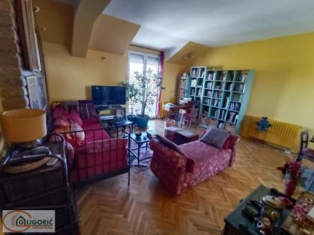 Prodaja, Stan, 72m2 , Širi centar