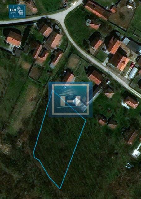 Plac 23 ara odlična prilika samo 11000 eura