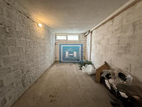Garage for Sale, 15 m² – Excellent Location Between the City Center and Aqua Park