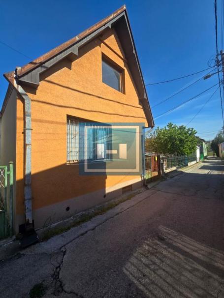 Prodaja, Kuća, 100m2 , Bubanj