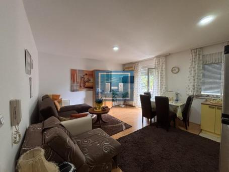 A modern apartment is available for rent in the heart of the city – 49m².