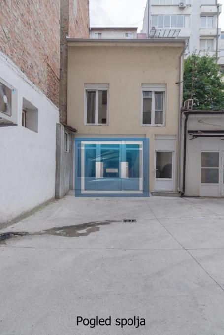 Gornji Dorćol, 221 m²: Poslovno-stambena vertikala sa TERETNIM LIFTOM i 2 PARKINGA