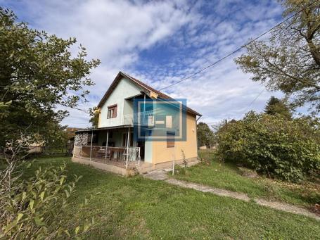 The Home Everyone Is Looking For – Perfect for Life Outside the City!