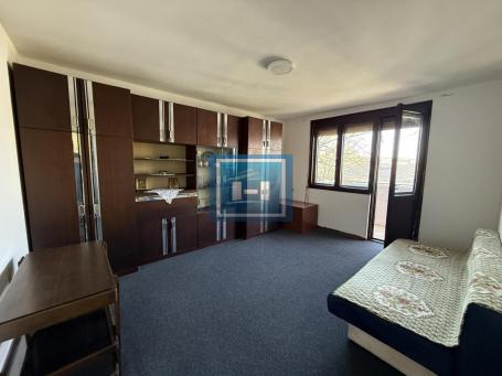 Renovated apartment in a quiet location – ready to move in