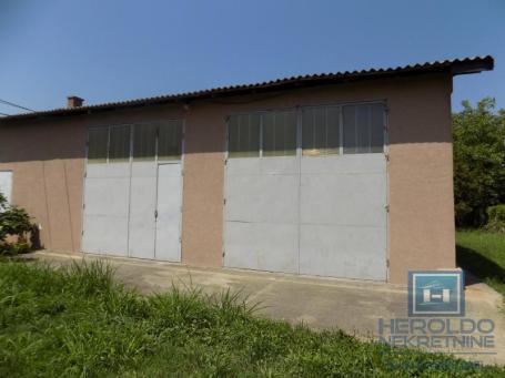 Hala /magacin u blizini transkopa