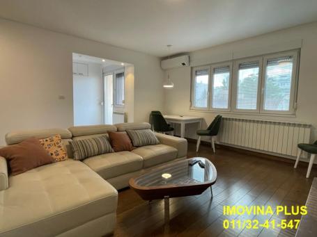 Vračar, Krunski venac - Kneginje Zorke, 50m2