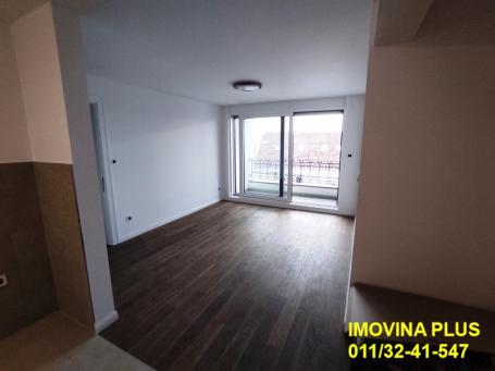 Vračar, Hram Svetog Save - Nikolaja Hartviga, 71m2