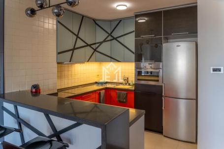 Luksuzan duplex 172 m², sauna – retkost na tržištu, Bulevar cara Lazara!