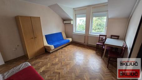 Jednosoban stan 26 m², Grbavica, Novi Sad, 2. sprat