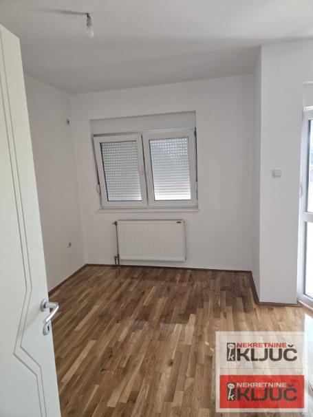 BULEVAR EVROPE, 96m2, Četvorosoban-Duplex